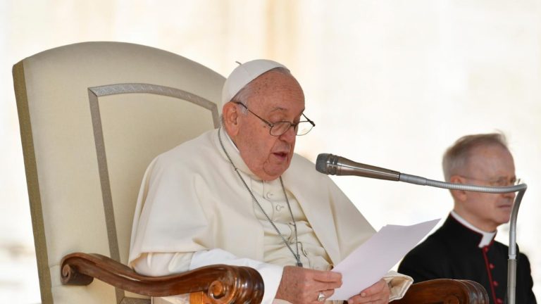 Paus Franciscus tijdens de generale audiëntie 2023 2