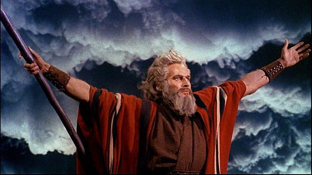 640px-Charlton_Heston_in_The_Ten_Commandments_film_trailer