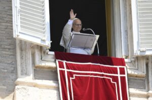 250706 Paus Leo XVI reciteert het Angelus
