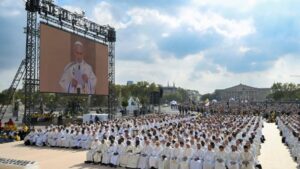 260926 Paus Leo XIV celebreert de Eucharistie op de Place de la Concorde in Parijs 260926 Paus Leo XIV celebreert de Eucharistie op de Place de la Concorde in Parijs