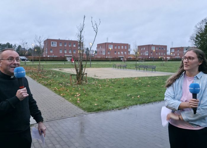 Pr Karlo en Marieke tienen